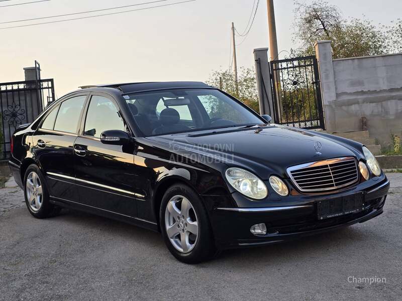 Mercedes Benz E 220 AVANTGARDE PAN0RAMA