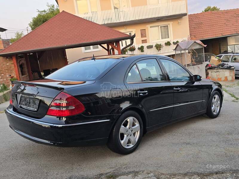 Mercedes Benz E 220 AVANTGARDE PAN0RAMA