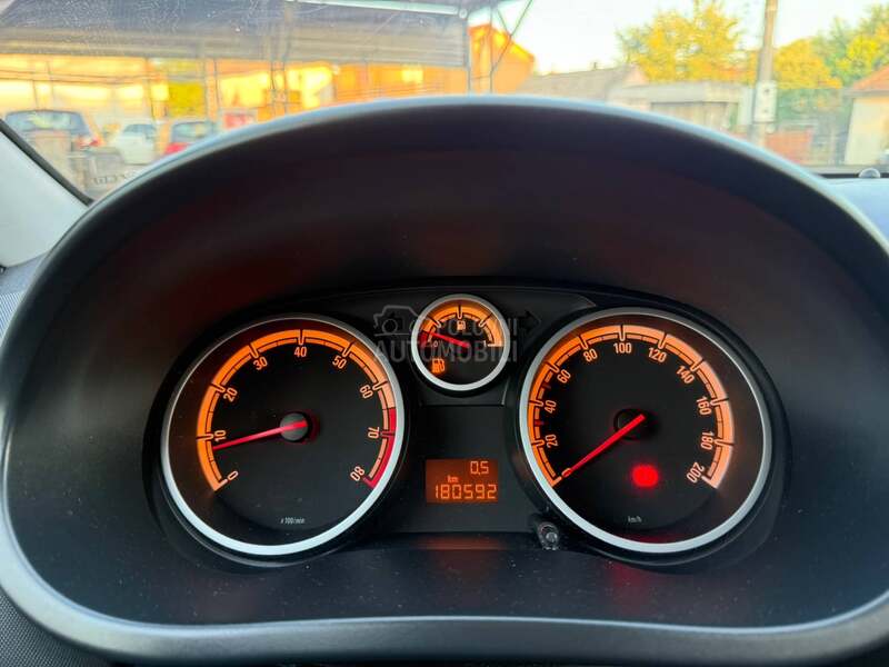 Opel Corsa D 1.2 r.e.s.t./t.o.p