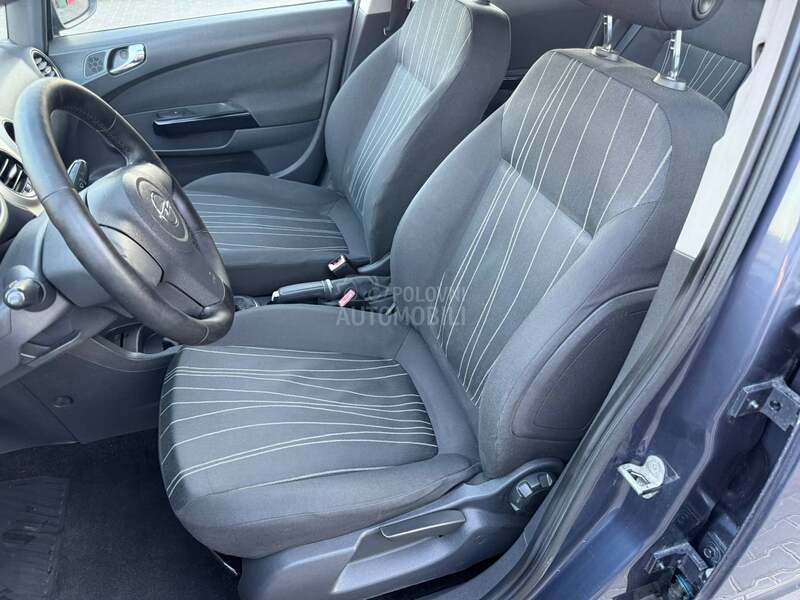 Opel Corsa D 1.2 r.e.s.t./t.o.p