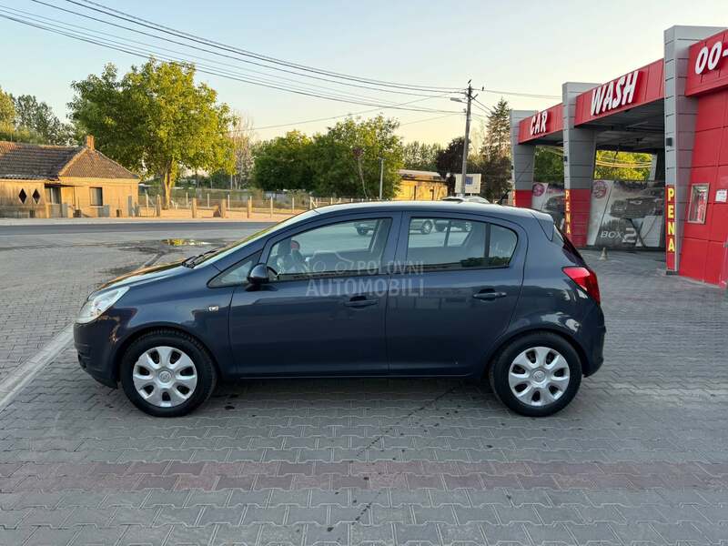 Opel Corsa D 1.2 r.e.s.t./t.o.p