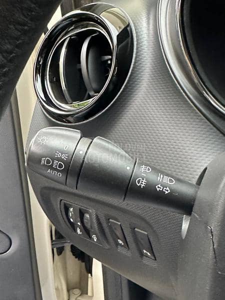 Renault Captur 1.5DCI/INTENSE