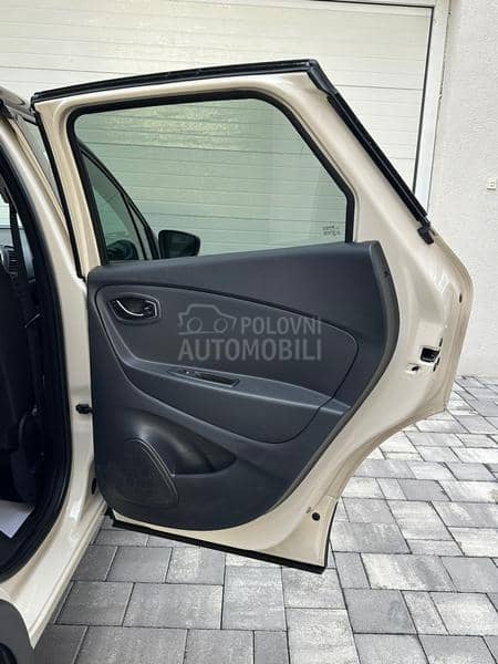 Renault Captur 1.5DCI/INTENSE