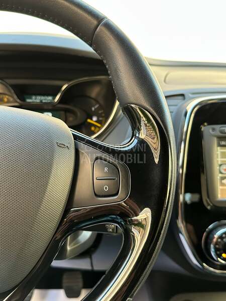 Renault Captur 1.5DCI/INTENSE