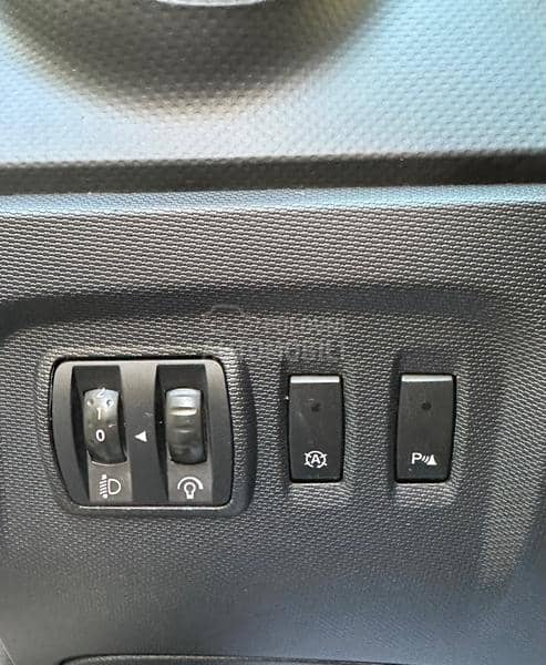 Renault Captur 1.5DCI/INTENSE