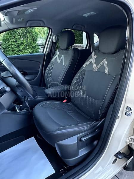 Renault Captur 1.5DCI/INTENSE