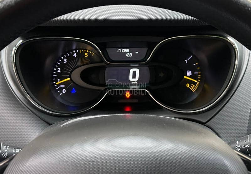 Renault Captur 1.5DCI/INTENSE