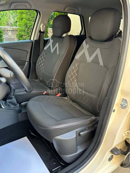 Renault Captur 1.5DCI/INTENSE