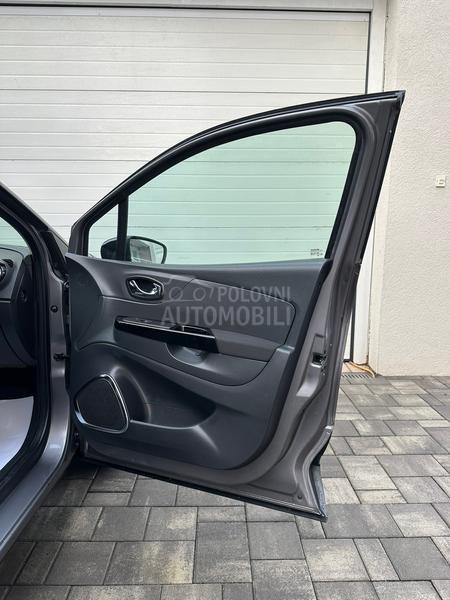 Renault Captur 1.5DCI/INTENSE