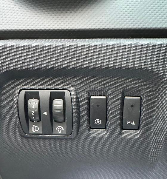 Renault Captur 1.5DCI/INTENSE