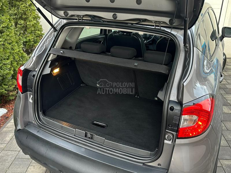 Renault Captur 1.5DCI/INTENSE