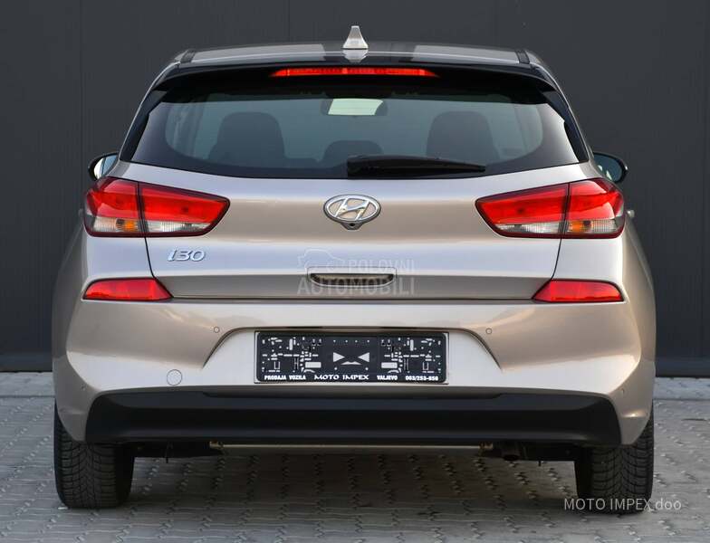 Hyundai i30 1.4 / 107.000K.M
