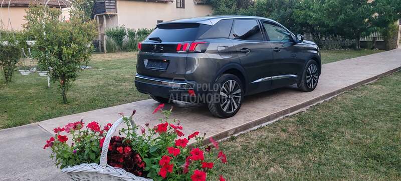 Peugeot 3008 1.5  HDI  ALURE