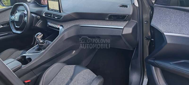 Peugeot 3008 1.5  HDI  ALURE