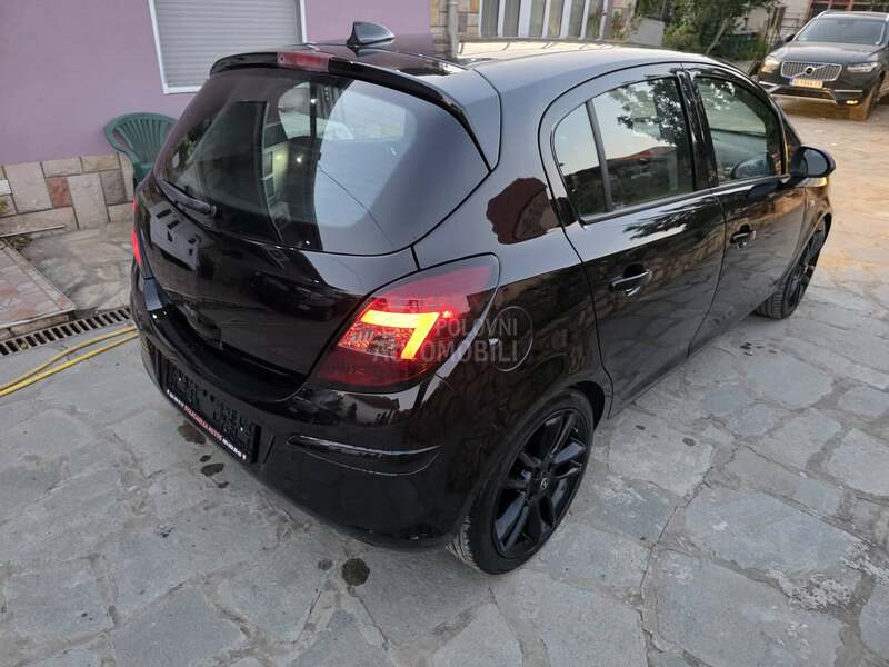 Opel Corsa D 1.4b SporlineCH