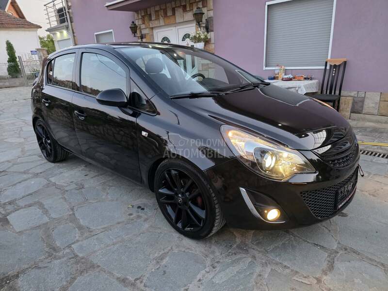 Opel Corsa D 1.4b SporlineCH