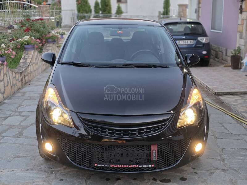 Opel Corsa D 1.4b SporlineCH