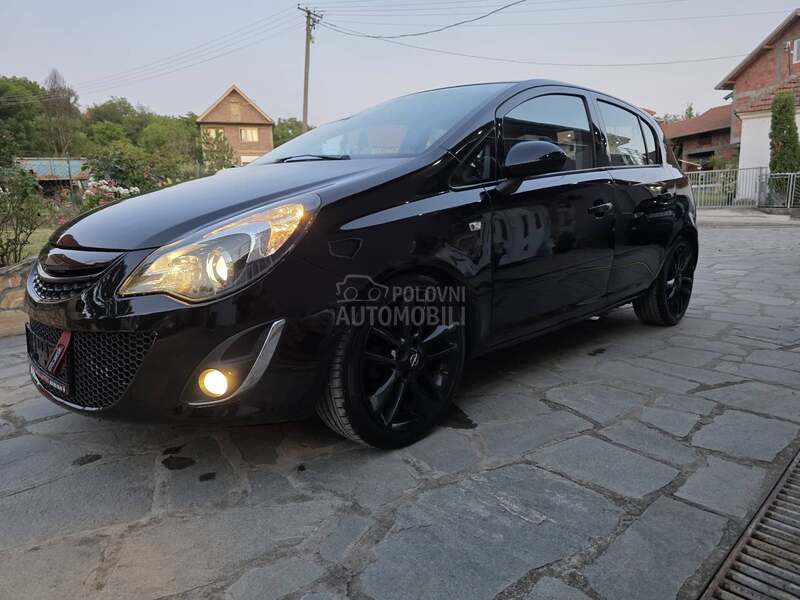 Opel Corsa D 1.4b SporlineCH