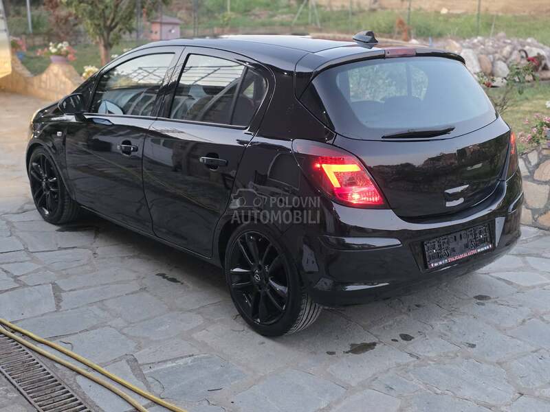 Opel Corsa D 1.4b SporlineCH