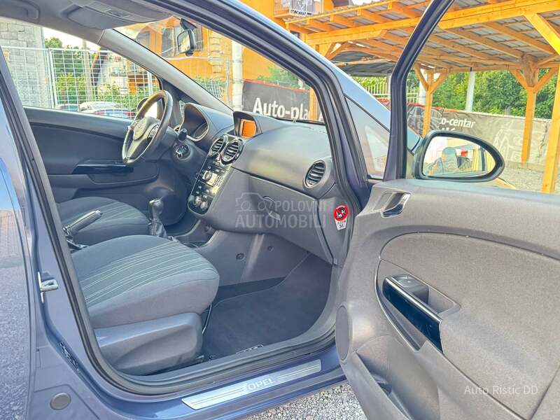 Opel Corsa D 123977 K M  N0VA T0P
