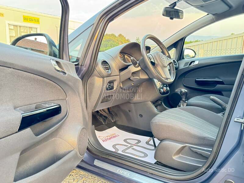 Opel Corsa D 123977 K M  N0VA T0P
