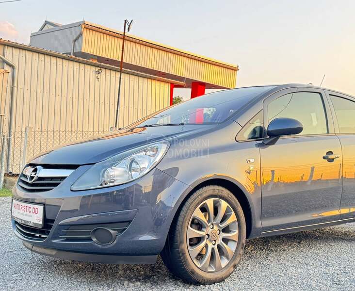 Opel Corsa D 123977 K M  N0VA T0P