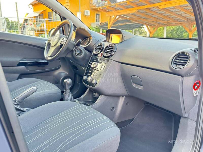 Opel Corsa D 123977 K M  N0VA T0P