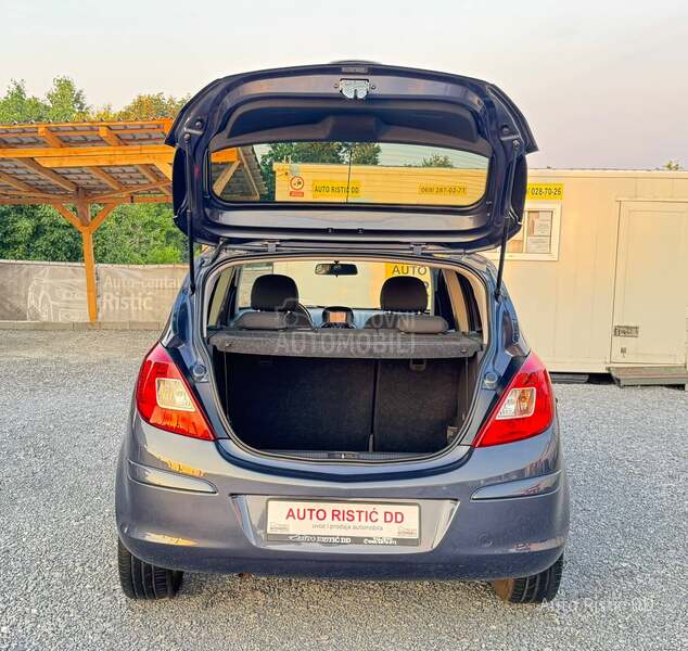 Opel Corsa D 123977 K M  N0VA T0P