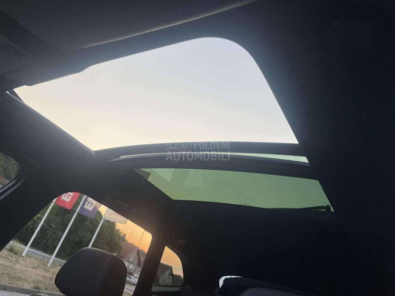 BMW X1 2.3 Xdrive Pano