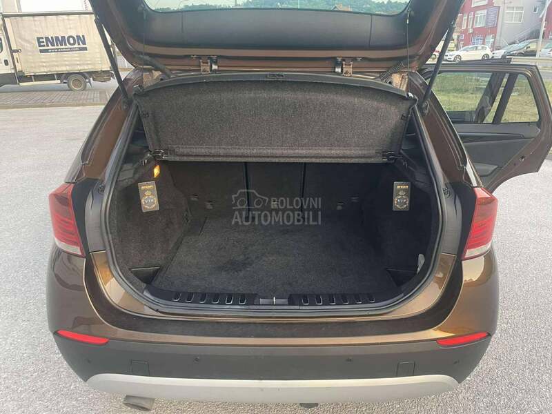 BMW X1 2.3 Xdrive Pano