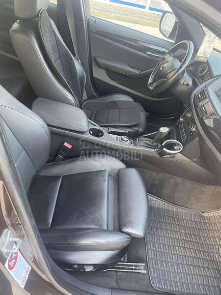 BMW X1 2.3 Xdrive Pano