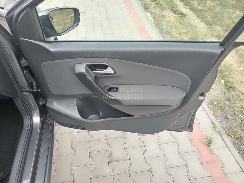 Volkswagen Polo 1.2TSI nov