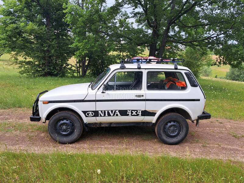 Lada Niva 