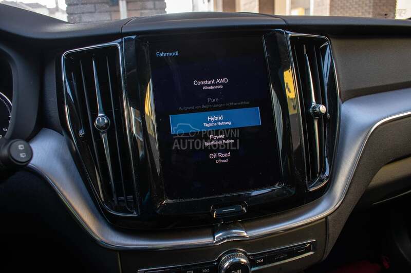 Volvo XC60 hibrid elektro T6