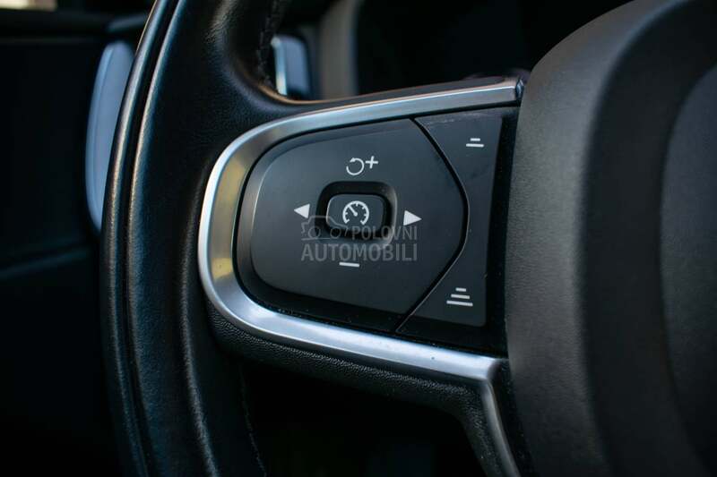 Volvo XC60 hibrid elektro T6