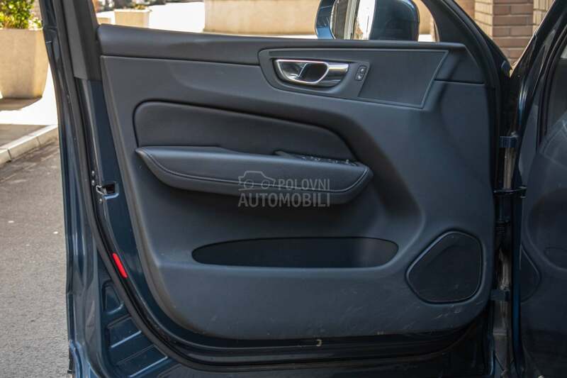 Volvo XC60 hibrid elektro T6