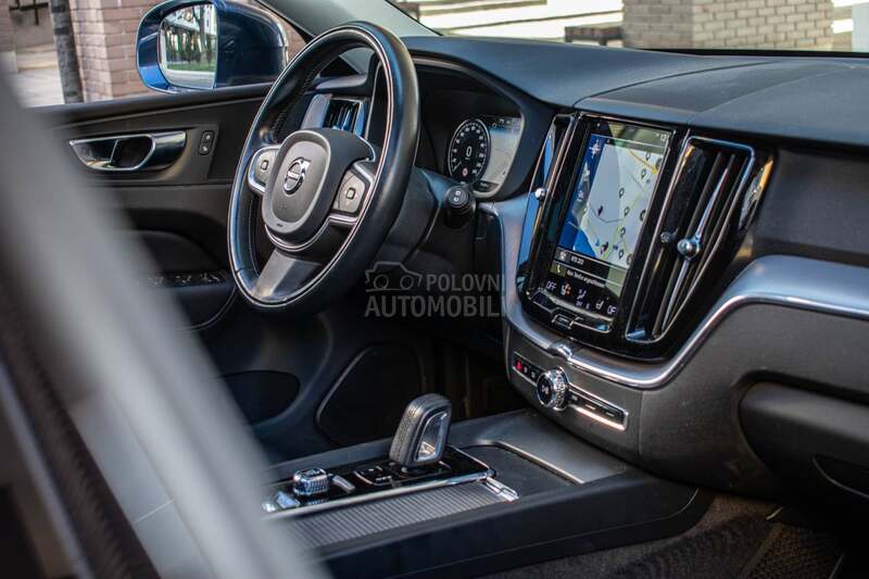 Volvo XC60 hibrid elektro T6