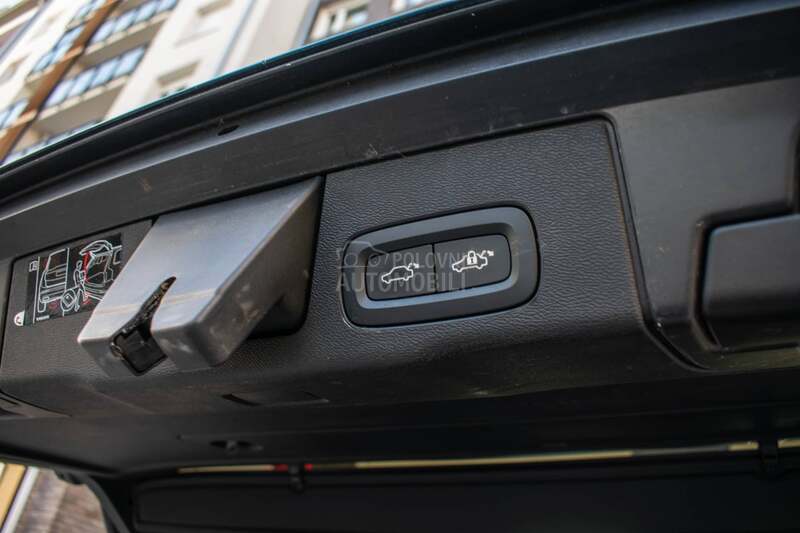 Volvo XC60 hibrid elektro T6