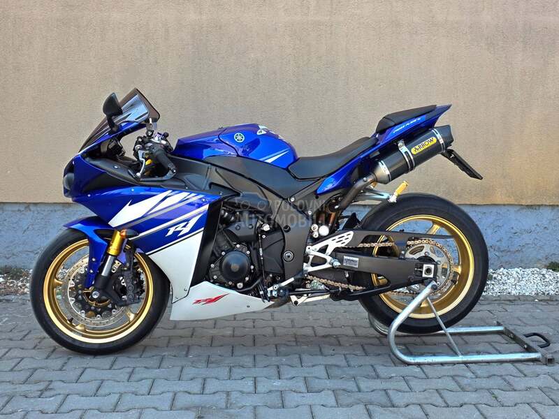 Yamaha R1