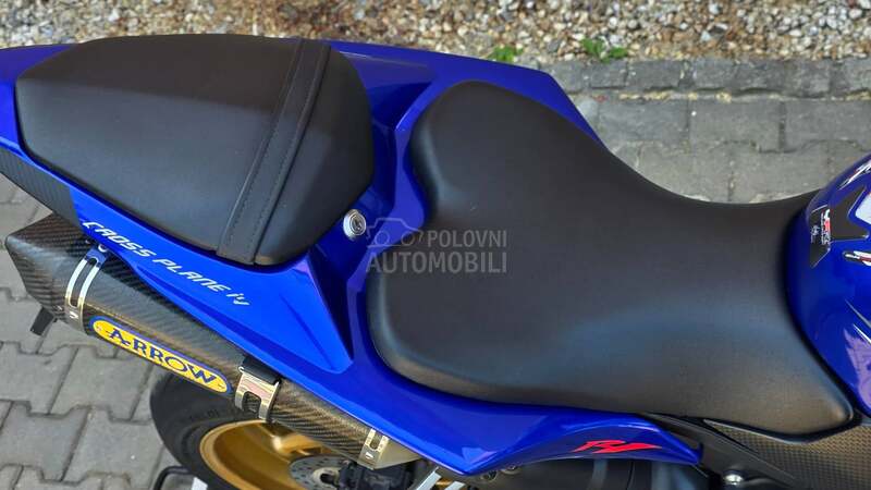Yamaha R1