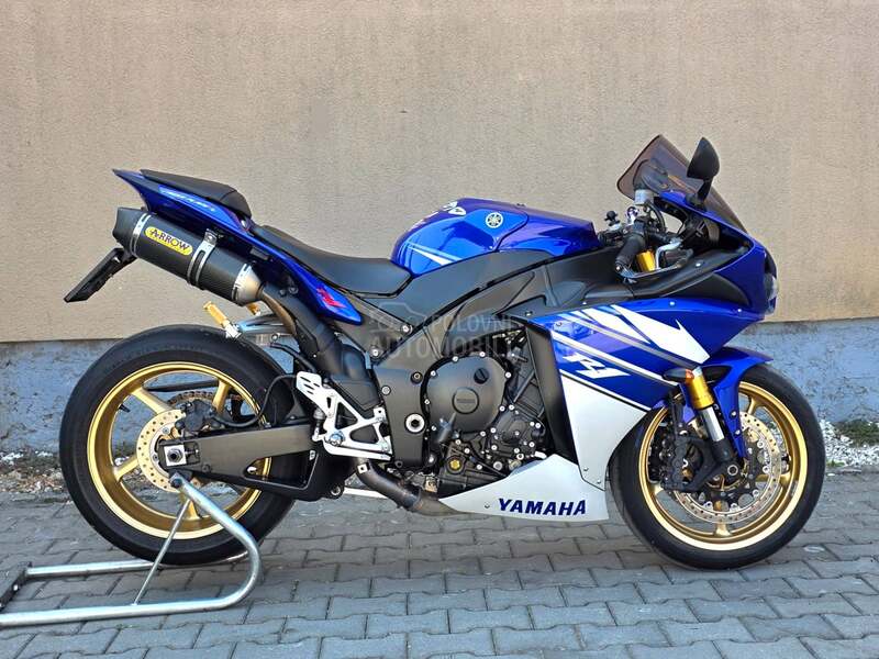 Yamaha R1