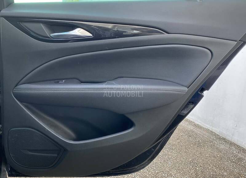 Opel Insignia INNOVATION 1.6 CDTI