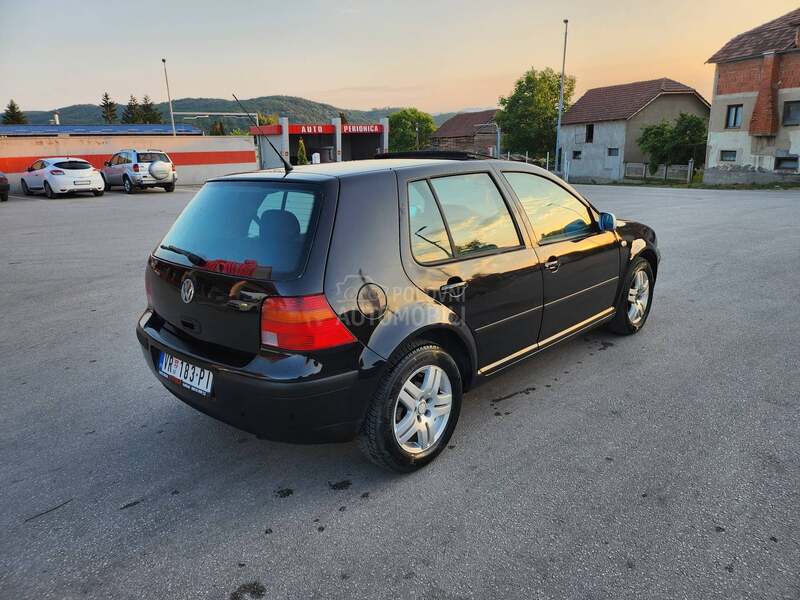 Volkswagen Golf 4 