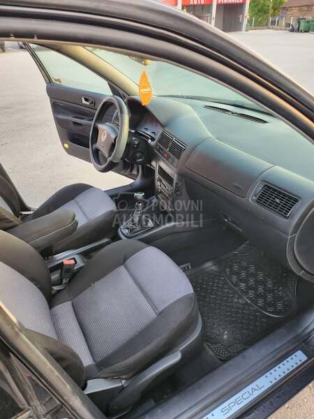 Volkswagen Golf 4 