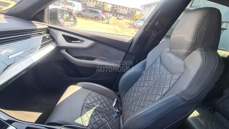 Audi Q8 5.0d S-LINE/M.HIB