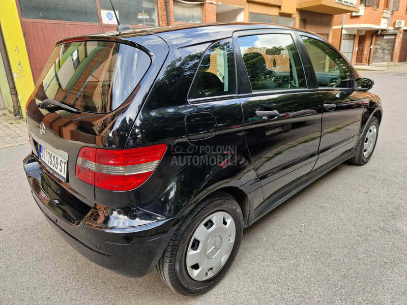 Mercedes Benz B 150 OCUVAN