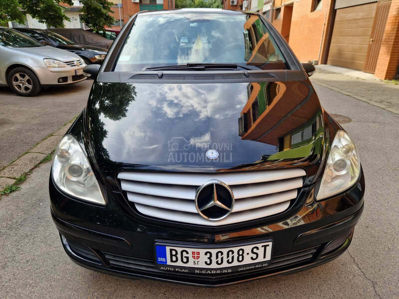 Mercedes Benz B 150 OCUVAN