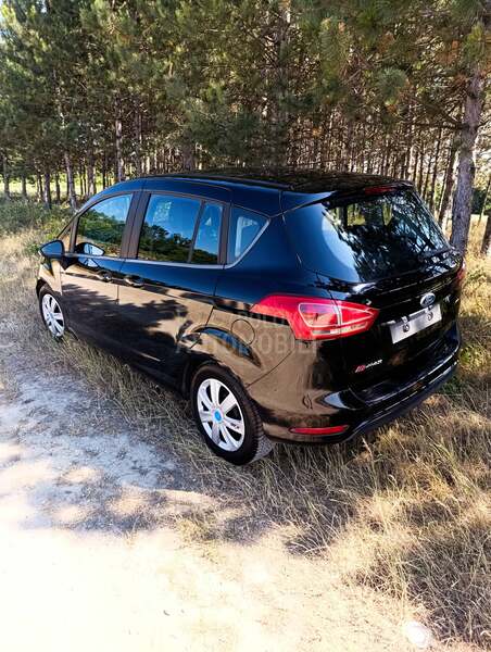 Ford B-Max TITANIUM