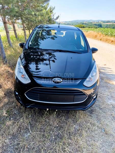 Ford B-Max TITANIUM