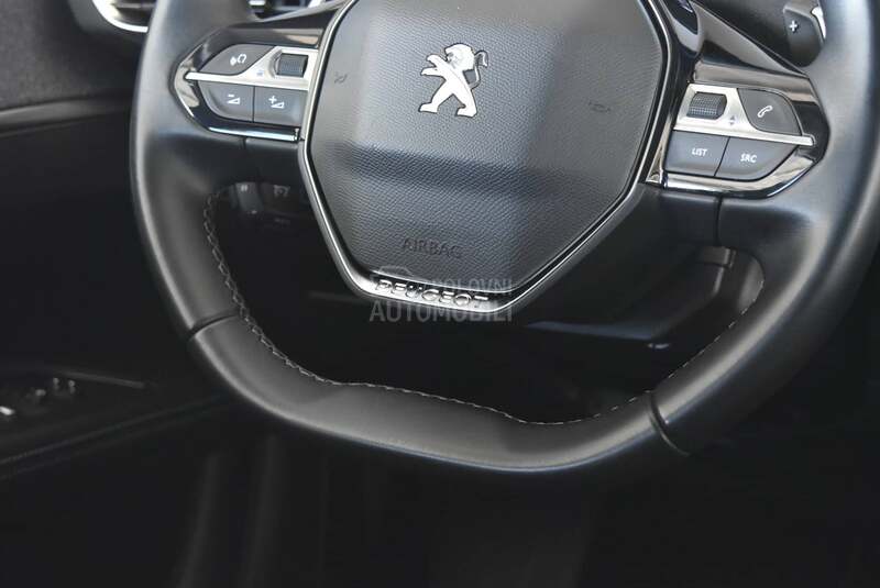 Peugeot 5008 1.5 HDI Allure AT